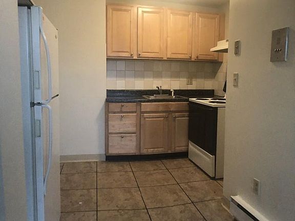 2nd image of 71 Pond St APT 11A