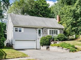 52 Hamilton Cir, Feeding Hills, MA 01030