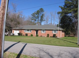 248 Benson Ln, Chesapeake, VA 23322