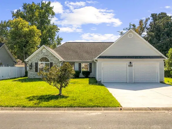 3923 Lochview Dr., Myrtle Beach, SC 29588