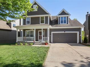 317 Mulberry Dr, Raymore, MO 64083