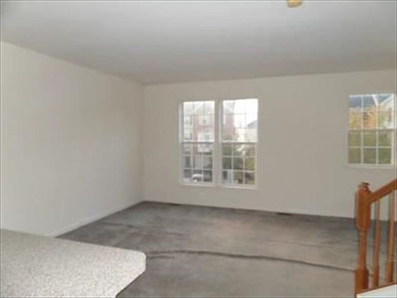2nd image of 118 Pittman Ct