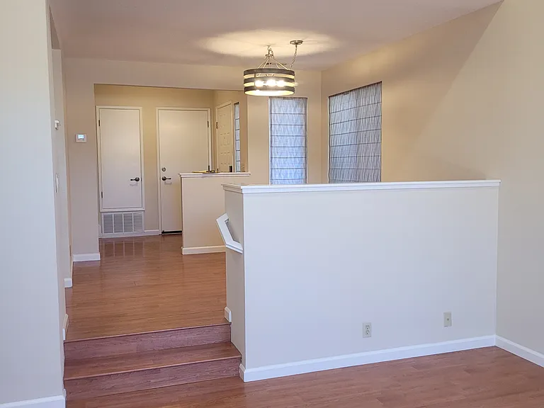 284 Crown Cir — Photo 23