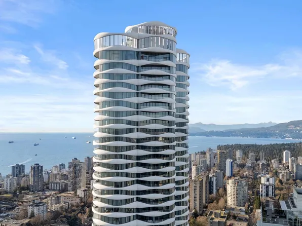 1033 Nelson St #4503, Vancouver, BC V6E 0E5