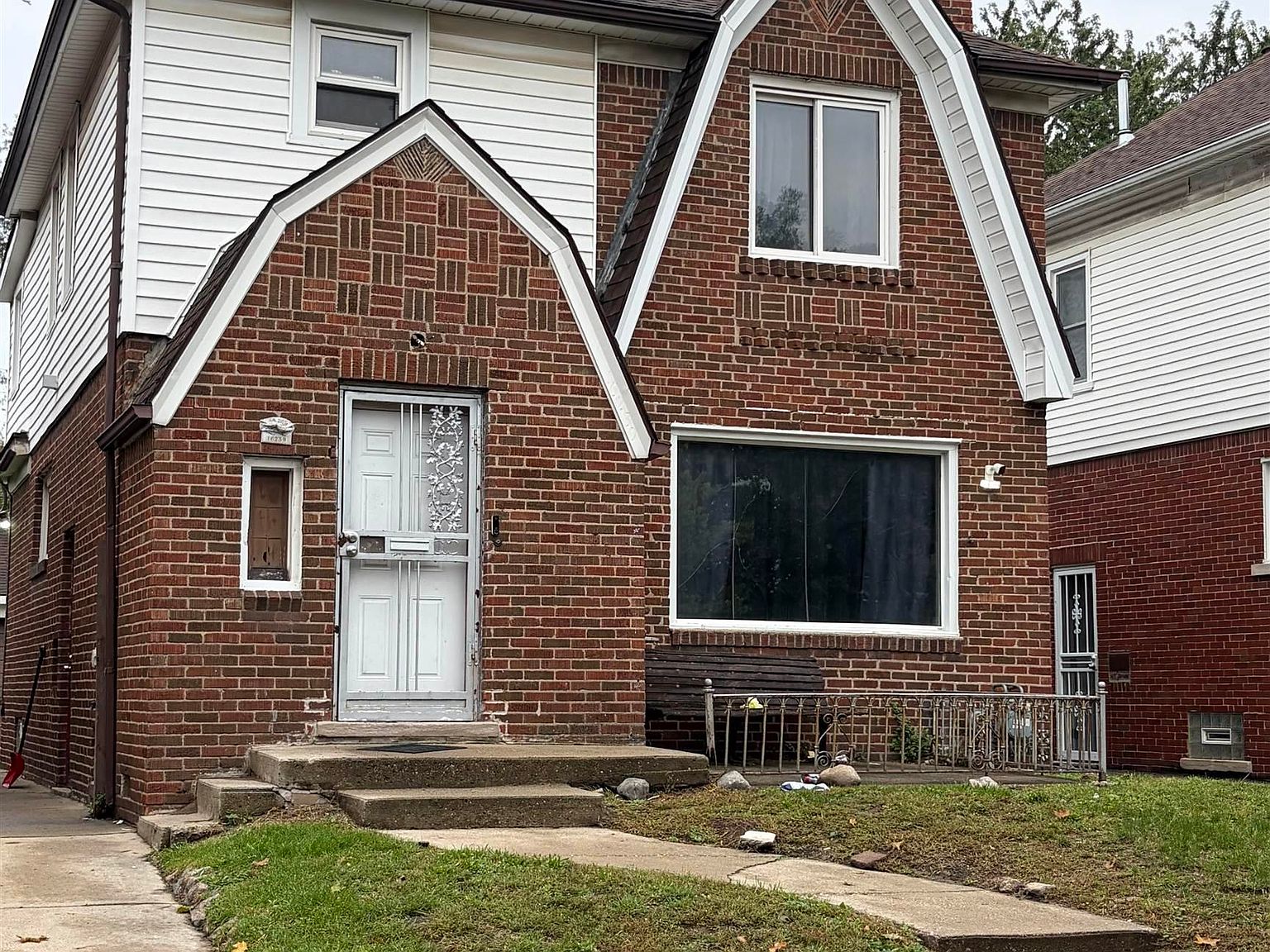 16239 Birwood St, Detroit, MI 48221