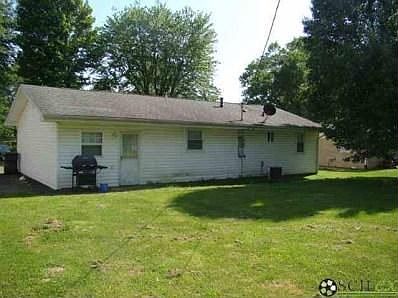 3rd image of 702 E North St