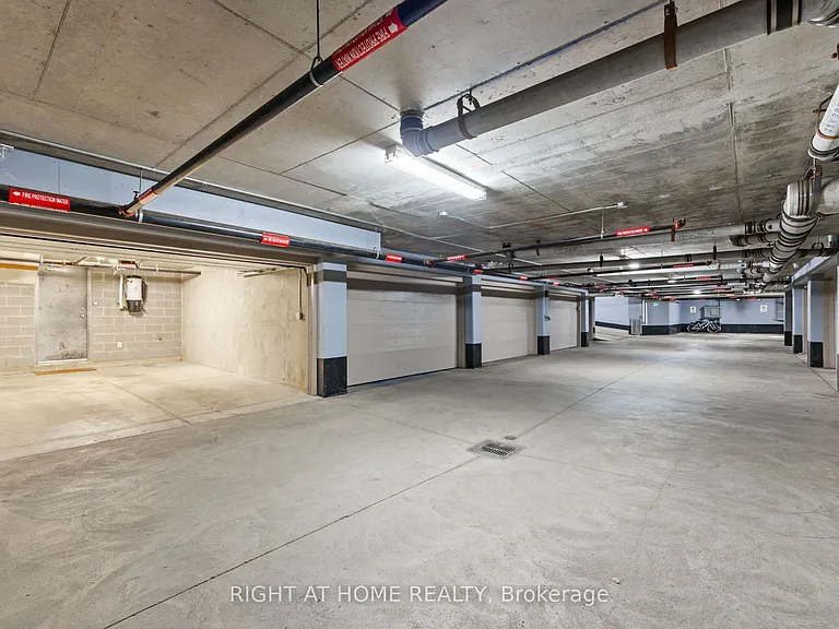 66 Havelock St #11 — Photo 42