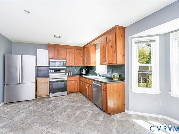 2nd image of 10166 Atlee Ridge Rd