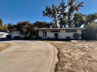 1215 Bryan Cir, Carlsbad, NM 88220