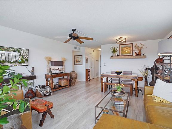 5th image of 340 Sunset Drive #502