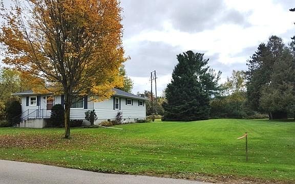 5th image of 3331 Carney Ave