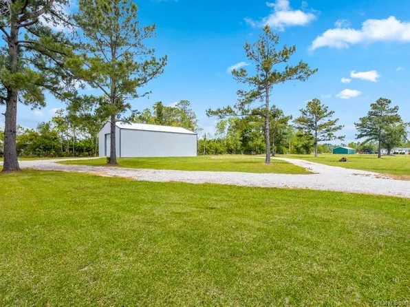 161 Wallace Ellender Rd, Dequincy, LA 70633