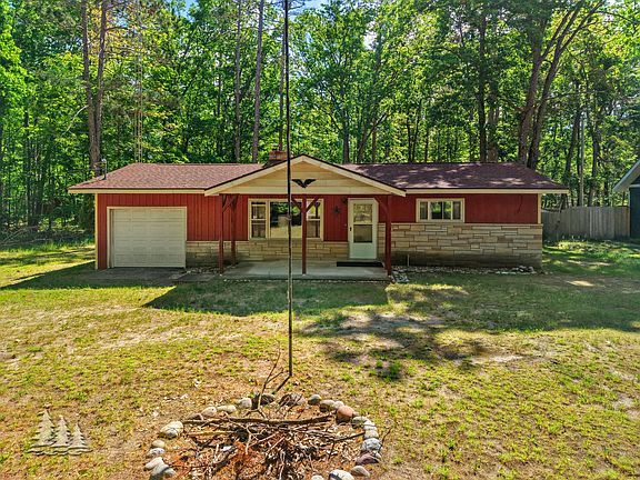 2nd image of 3322 Terrace Dr