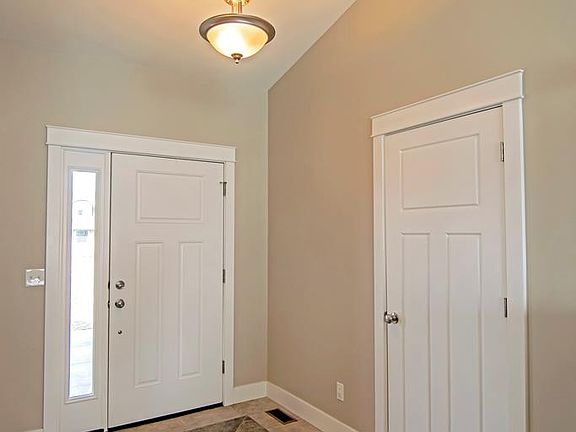 4th image of 4637 Greystone Ln