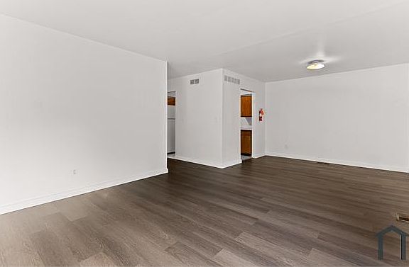 5th image of 221 N Normal St APT C5