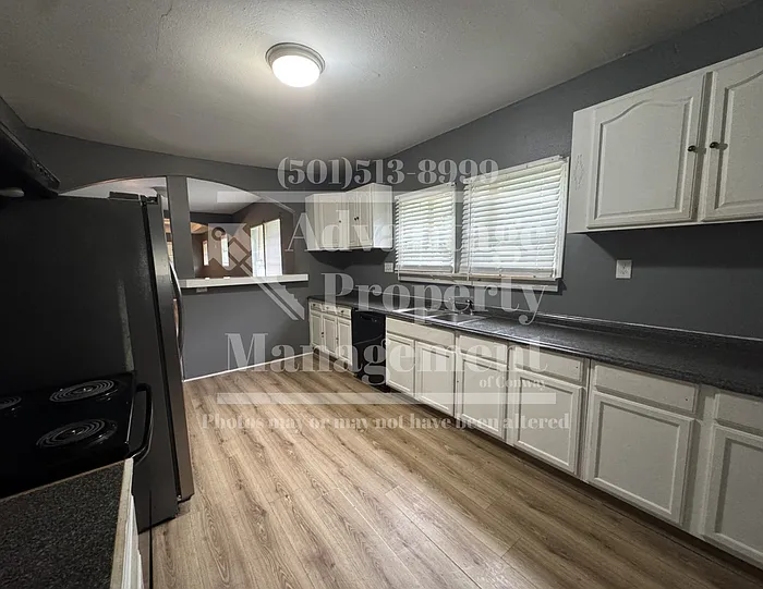 1524 N Orange St — Photo 1
