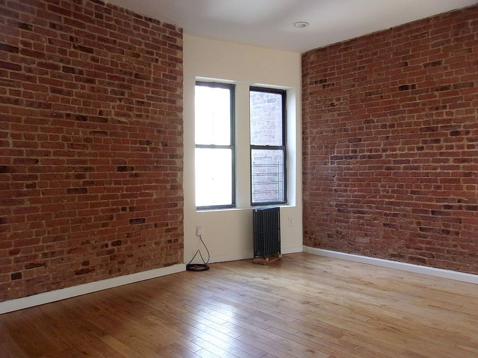 1st image of 945 St Nicholas Ave Bsmt 1