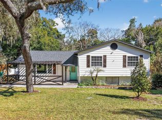 1824 Crestview Dr, Mount Dora, FL 32757