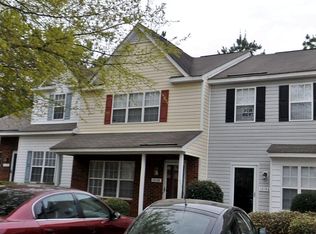 10148 Forest Landing Dr, Charlotte, NC 28213