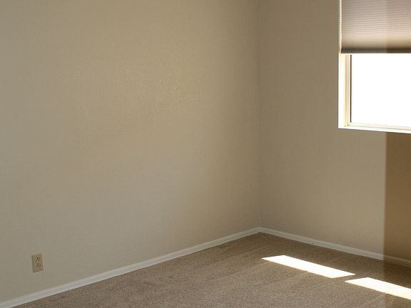 4th image of 20340 N 106th Ave