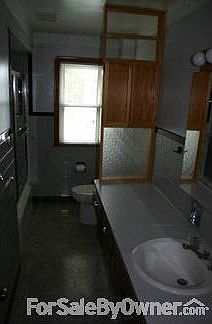 5th image of 1104 Wilbur Ave