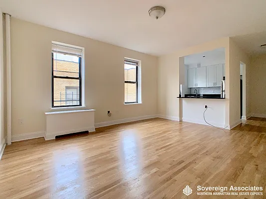 Rented by Sovereign Associates | media 7