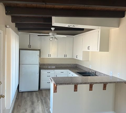 5th image of 118 Ximeno Ave #3