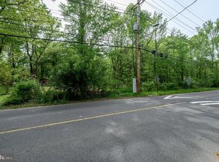 11 Bunker Hill Rd, Lawrence Township, NJ 08648