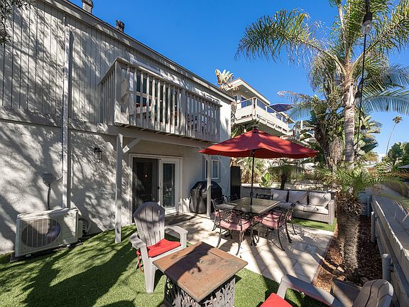 2nd image of 804 Ensenada Ct #B