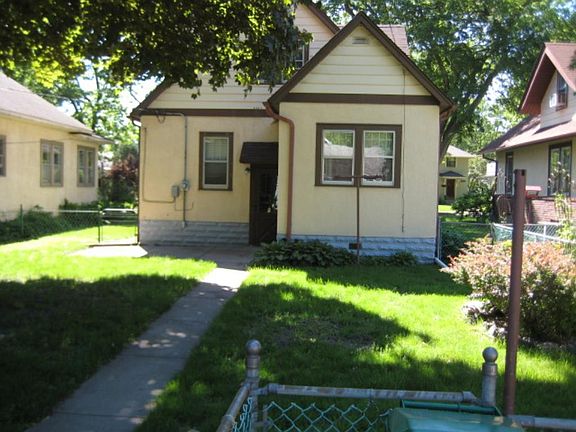 3rd image of 3657 34th Ave S