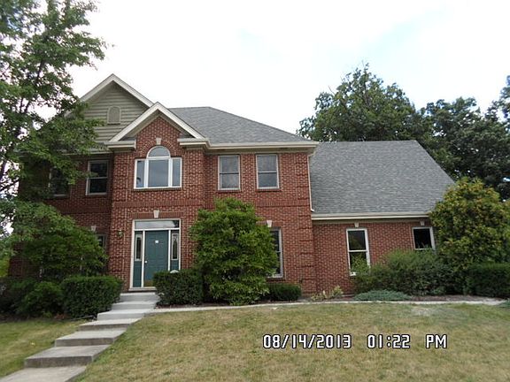 2nd image of 12069 W Graceland Ct