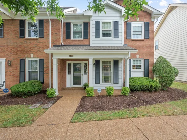 8955 Sawyer Brown Rd, Nashville, TN 37221