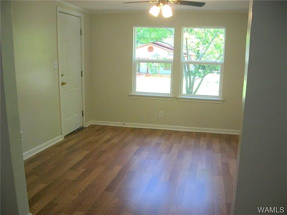 4th image of 805 37th Ave
