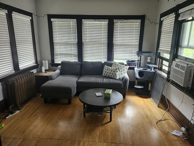 4327 Lyndale Ave S #2 — Photo 2