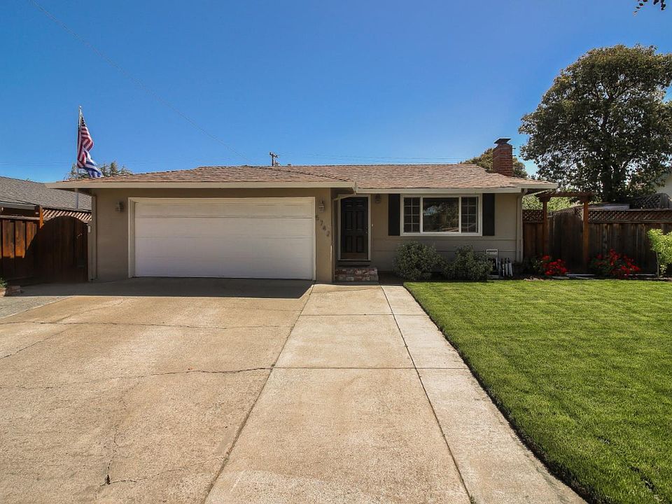 1st image of 5742 Lilac Blossom Ln