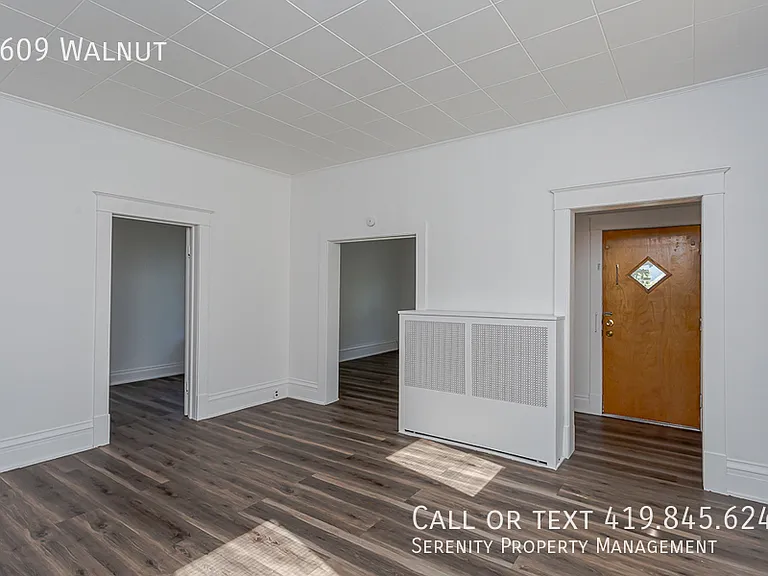 1609 Walnut St — Photo 6