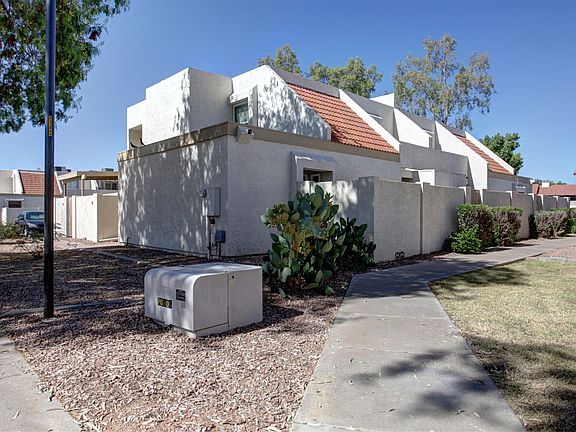 3rd image of 1342 W Emerald Ave Unit 333
