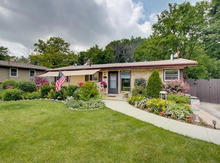 5607 Exeter St, Greendale, WI 53129