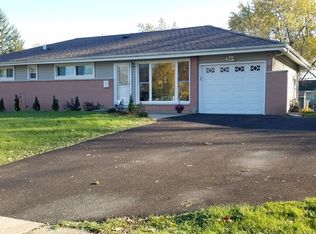 85 Flagstaff Ln, Hoffman Estates, IL 60169