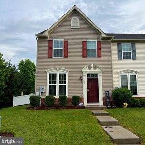 11 Streamside Pl, Falling Waters, WV, 25419