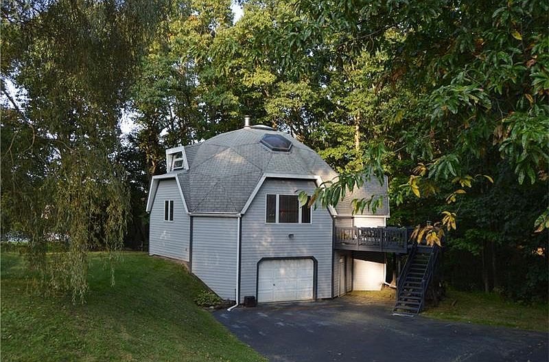1st image of 149 Woodbury Dr