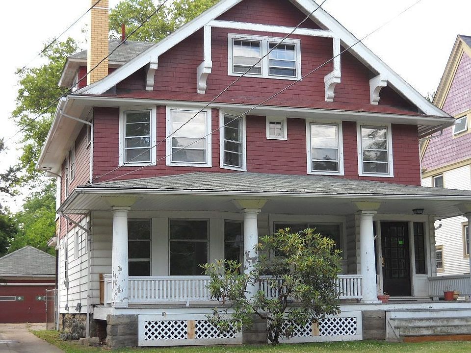 1st image of 17419 Clifton Blvd