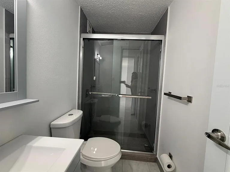 1 Cll Almonte #1707 — Photo 15
