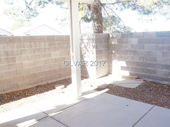 3rd image of 5043 Jacarilla Ln