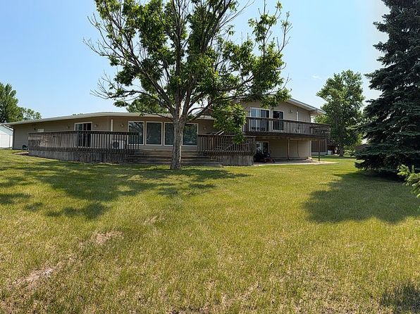 225 Coulee Dr