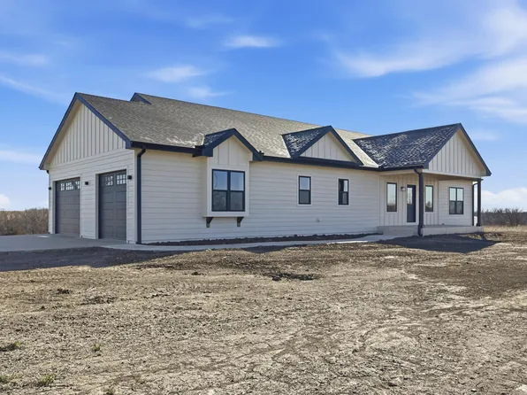 7406 SW Docking Rd, Auburn, KS 66402