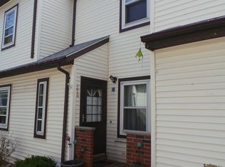 576 Bennington St, East Boston, MA 02128