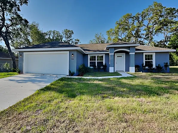 2082 W Swanson Dr, Citrus Springs, FL 34434