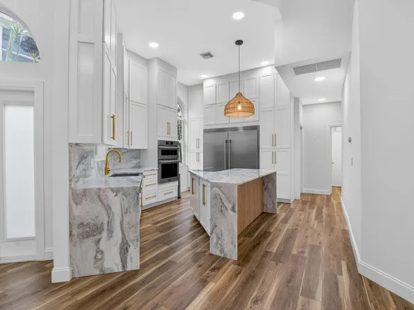 6623 NW 25th Avenue, Boca Raton, FL 33496