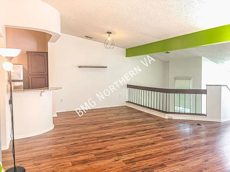 11013 Villaridge Ct #B — Photo 6